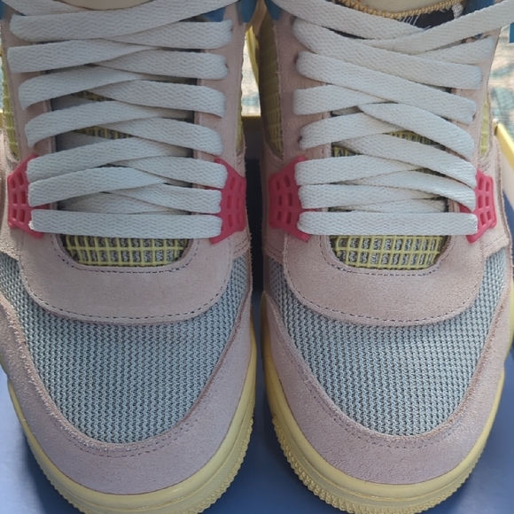 Jordan Pink and Blue Sneakers - Picture 2 of 9